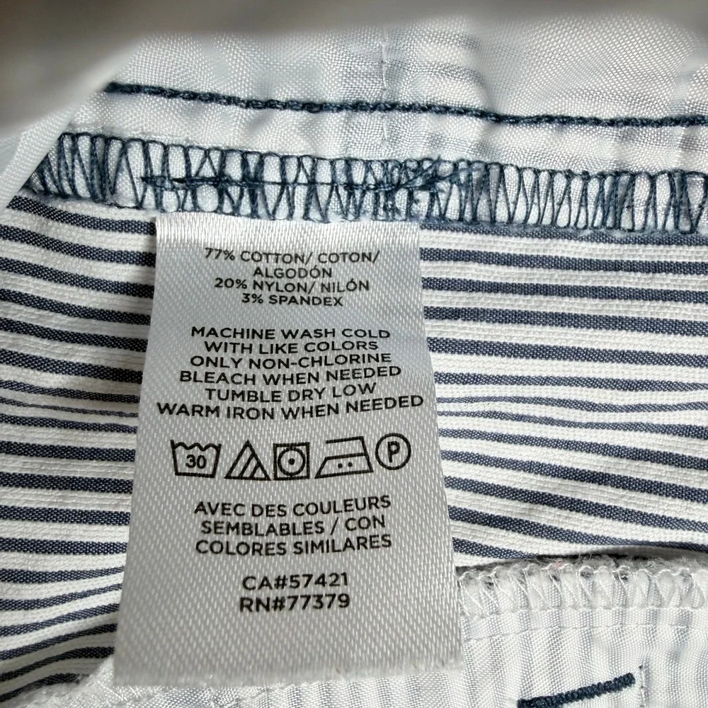 Ann Taylor Factory Seersucker Striped Straight Ankle Crop Pant Blue Pants Sz 00P